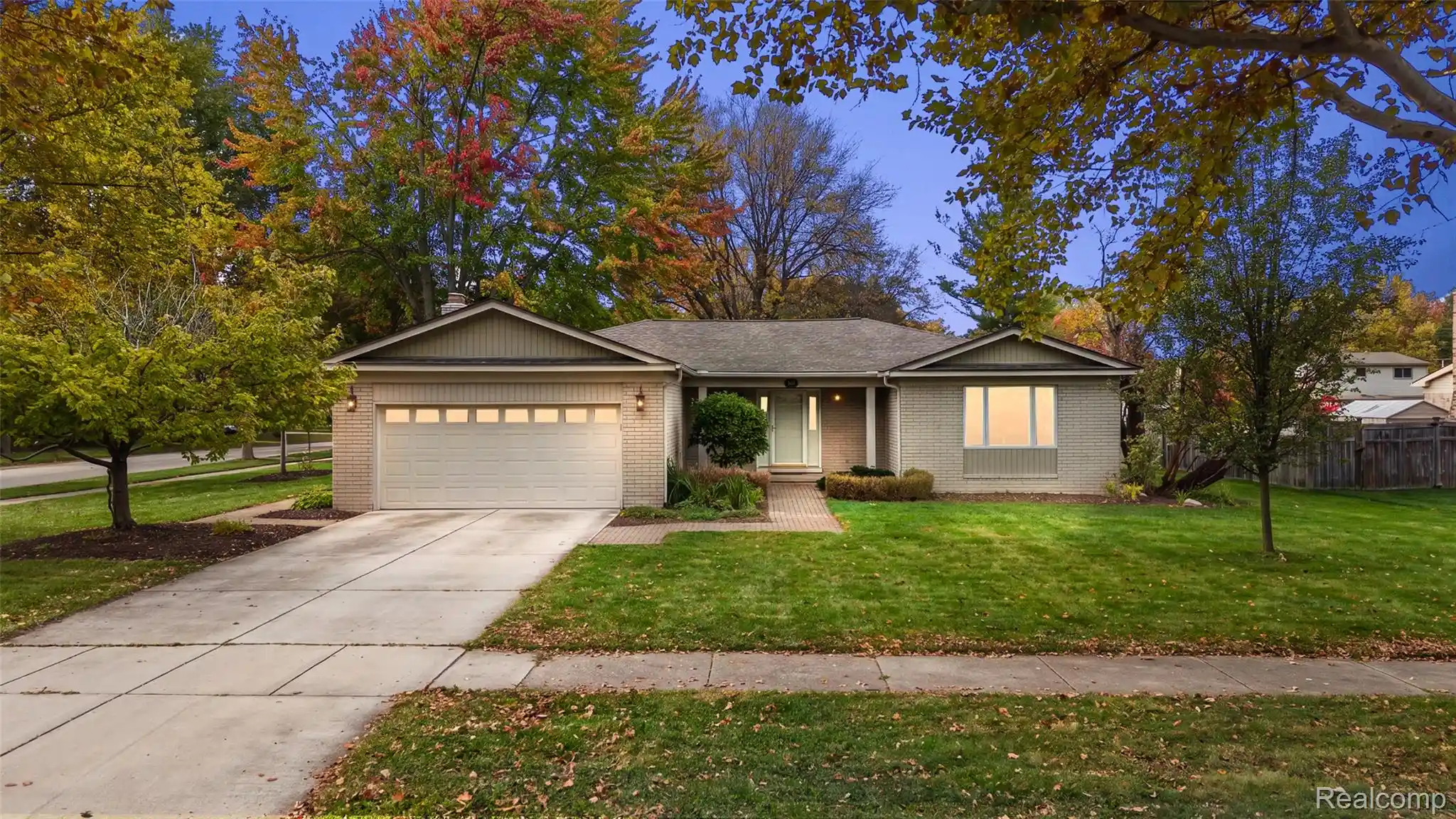 Photo 1 of Sale Pending at 3613 Bellows Dr, Troy City Oakland, MI 48083 | MLS# 20261083018 | Listing updated on 2026-10-30