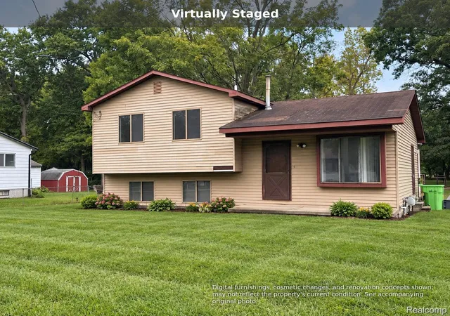 Photo 1 of Single family home for sale at 5705 Lake Grv Dr, White Lake, MI 48383 | MLS# 20261083055 | Listing updated on 2026-10-27