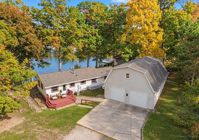 Single family home for sale at 12066 Weiman Dr, Pinckney, MI 48169 | MLS# 81026054507