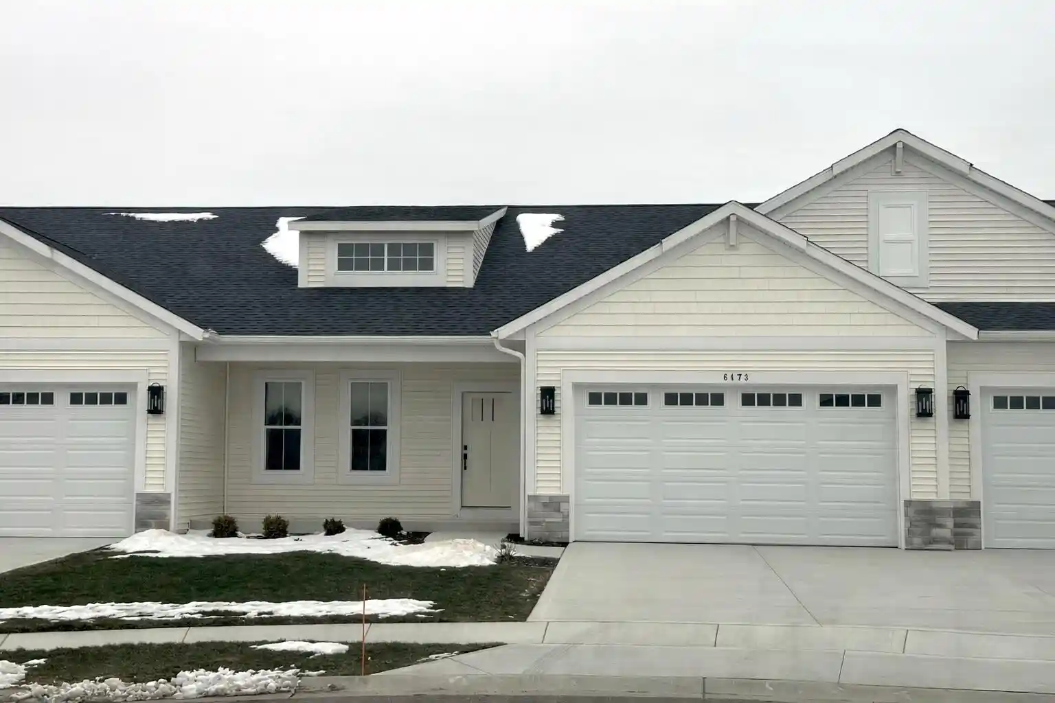 Listing Photo 1 - Condo for sale in 6460 Railbridge Ct SE located at 6460 Railbridge Ct SE, Caledonia, MI 49316 - Unit #37