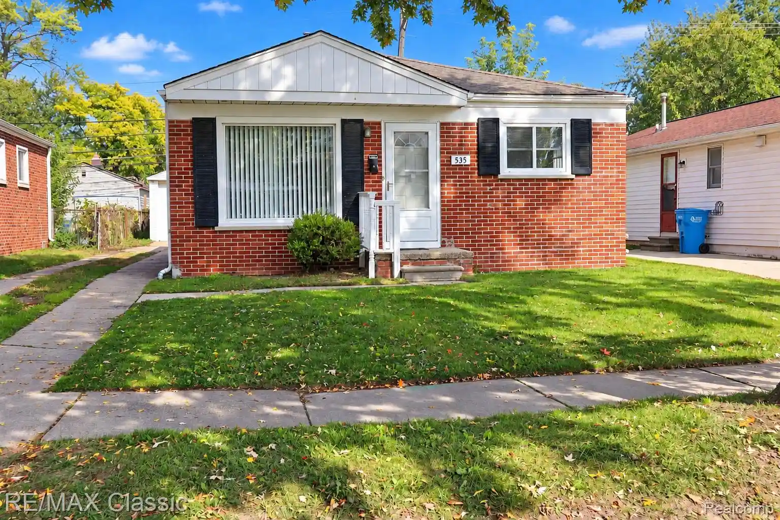 Photo 1 of Single family home for sale at 535 E Kalama Ave, Madison Heights, MI 48071 | MLS# 20261083086 | Listing updated on 2026-10-15