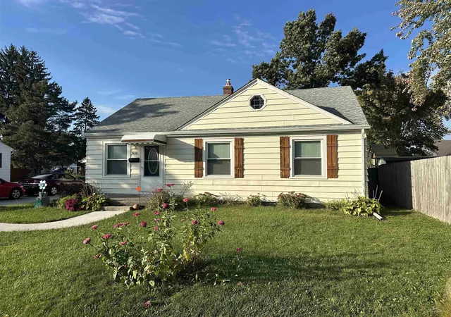 Photo 1 of Single family home for sale at 630 Tulane St, Saginaw, MI 48604 | MLS# 61050224751 | Listing updated on 2026-10-29