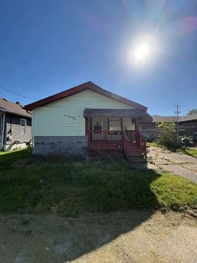 Photo 1 of Single family home for sale at 1910 Nebraska Ave, Flint, MI 48506 | MLS# 5050224764 | Listing updated on 2026-10-13