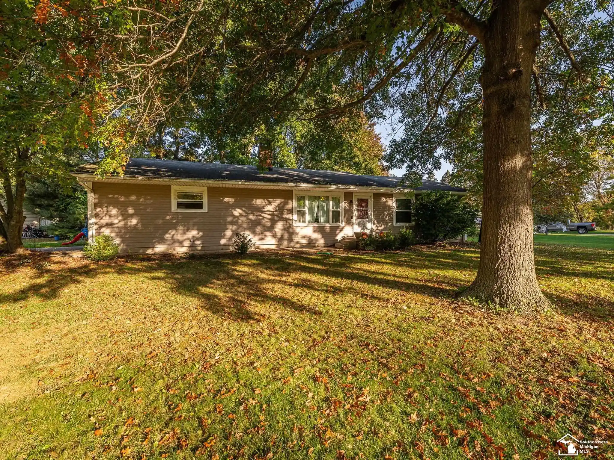 Photo 1 of Sale Pending at 405 Meadow Dr, Morenci, MI 49256 | MLS# 57050224768 | Listing updated on 2026-10-21