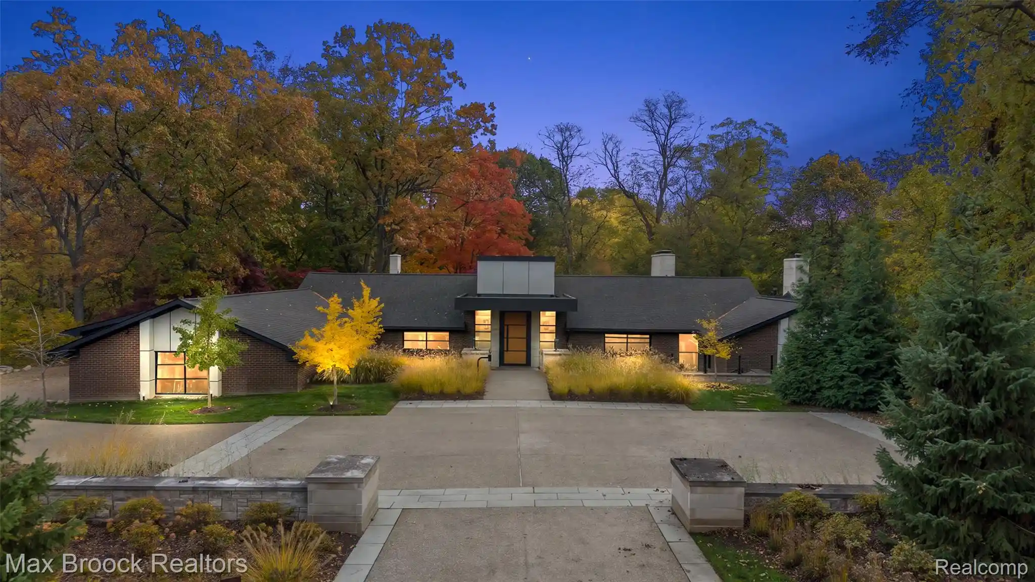Photo 1 of Single family home for sale at 3973 Nearbrook Rd, Bloomfield Hills, MI 48302 | MLS# 20261083162 | Listing updated on 2026-10-30