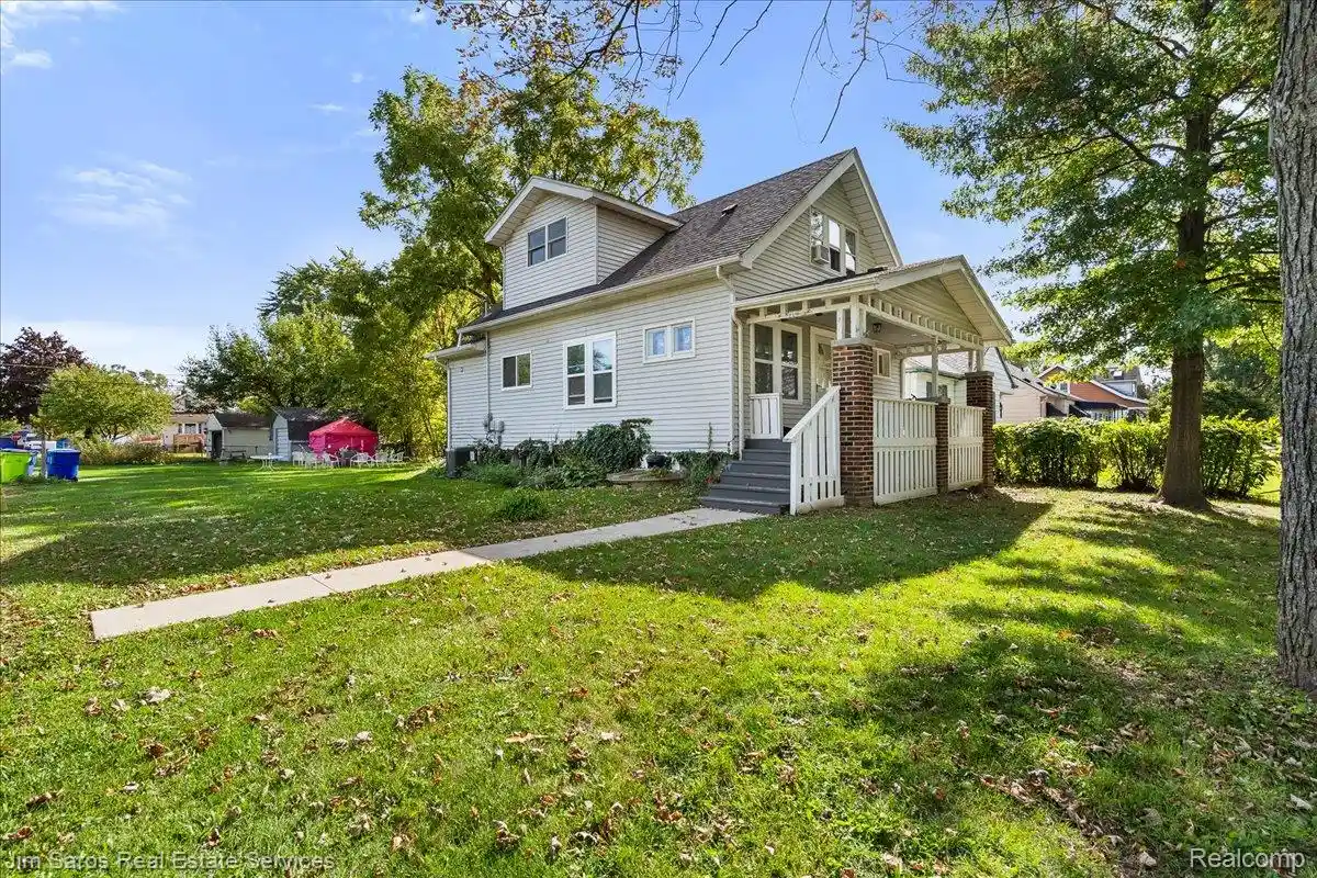 Photo 1 of Multi family home for sale at 33344 Duncan, Fraser, MI 48026 | MLS# 20261083174 | Listing updated on 2026-10-16
