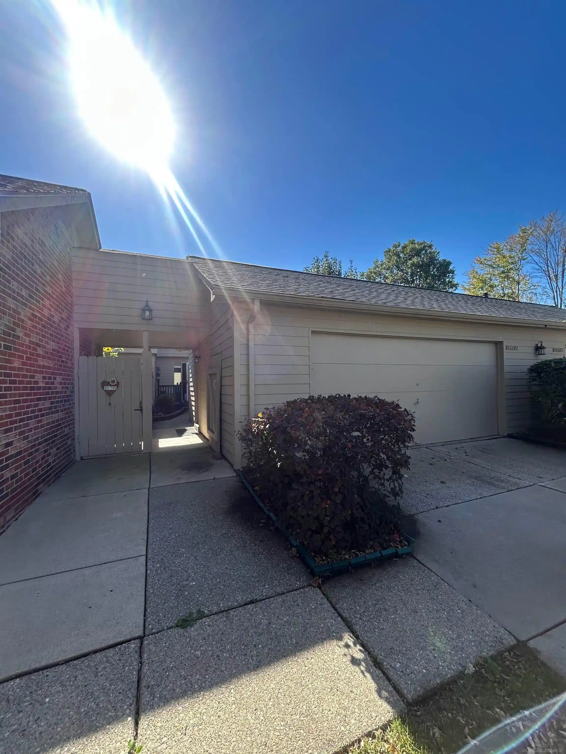 Photo 1 of Condo for sale at 42681 Jonathan Pl, Clinton Township, MI 48038 | MLS# 58050224782 | Listing updated on 2026-10-21