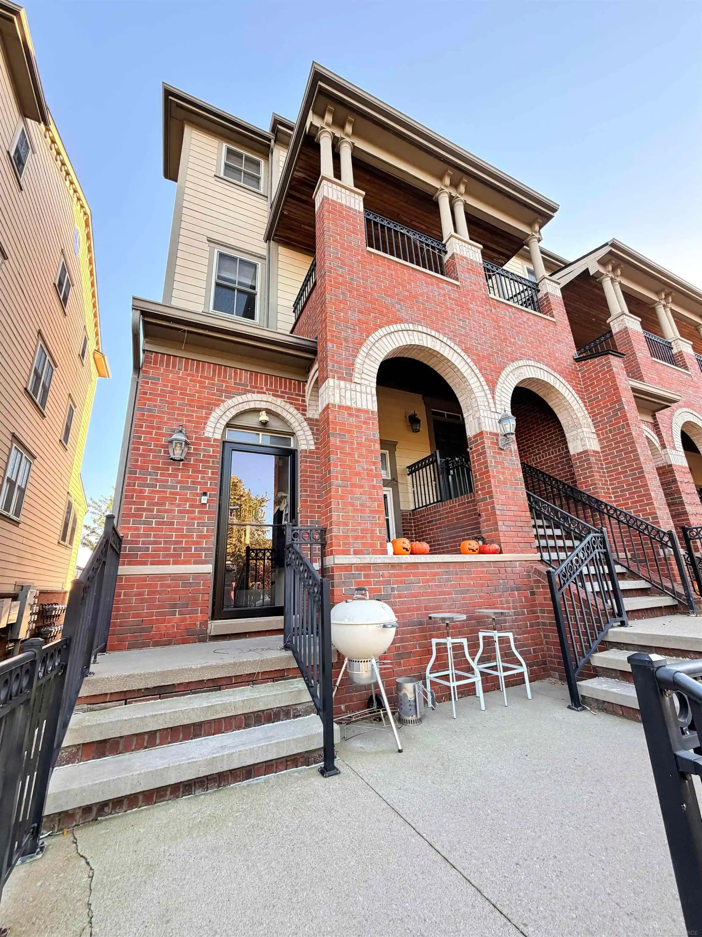 Photo 1 of Condo for sale at 3874 Forester Blvd, Auburn Hills, MI 48326 | MLS# 58050224793 | Listing updated on 2026-10-18