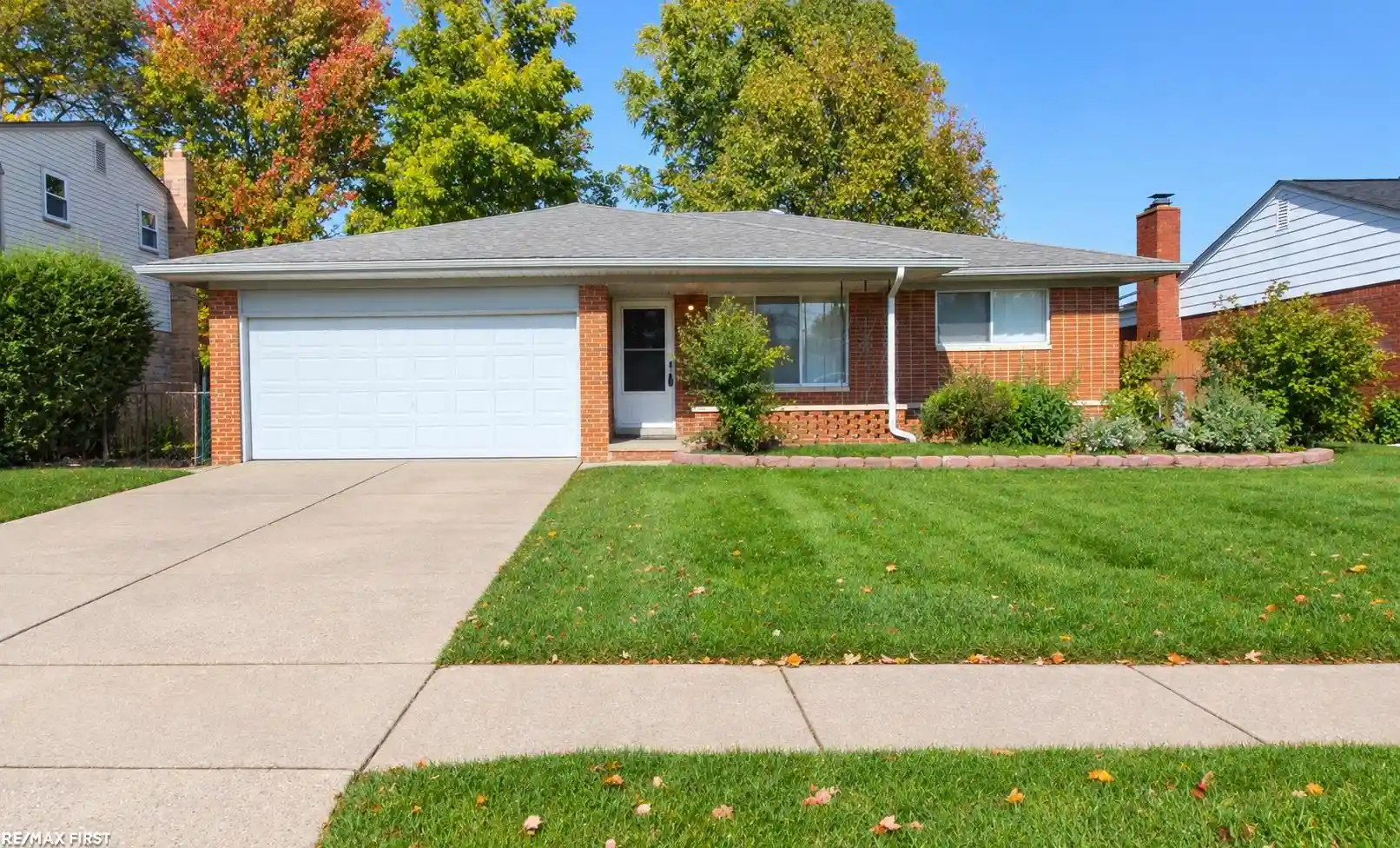 Photo 1 of Sale Pending at 13643 Heritage Rd, Sterling Heights, MI 48312 | MLS# 58050224818 | Listing updated on 2026-10-19