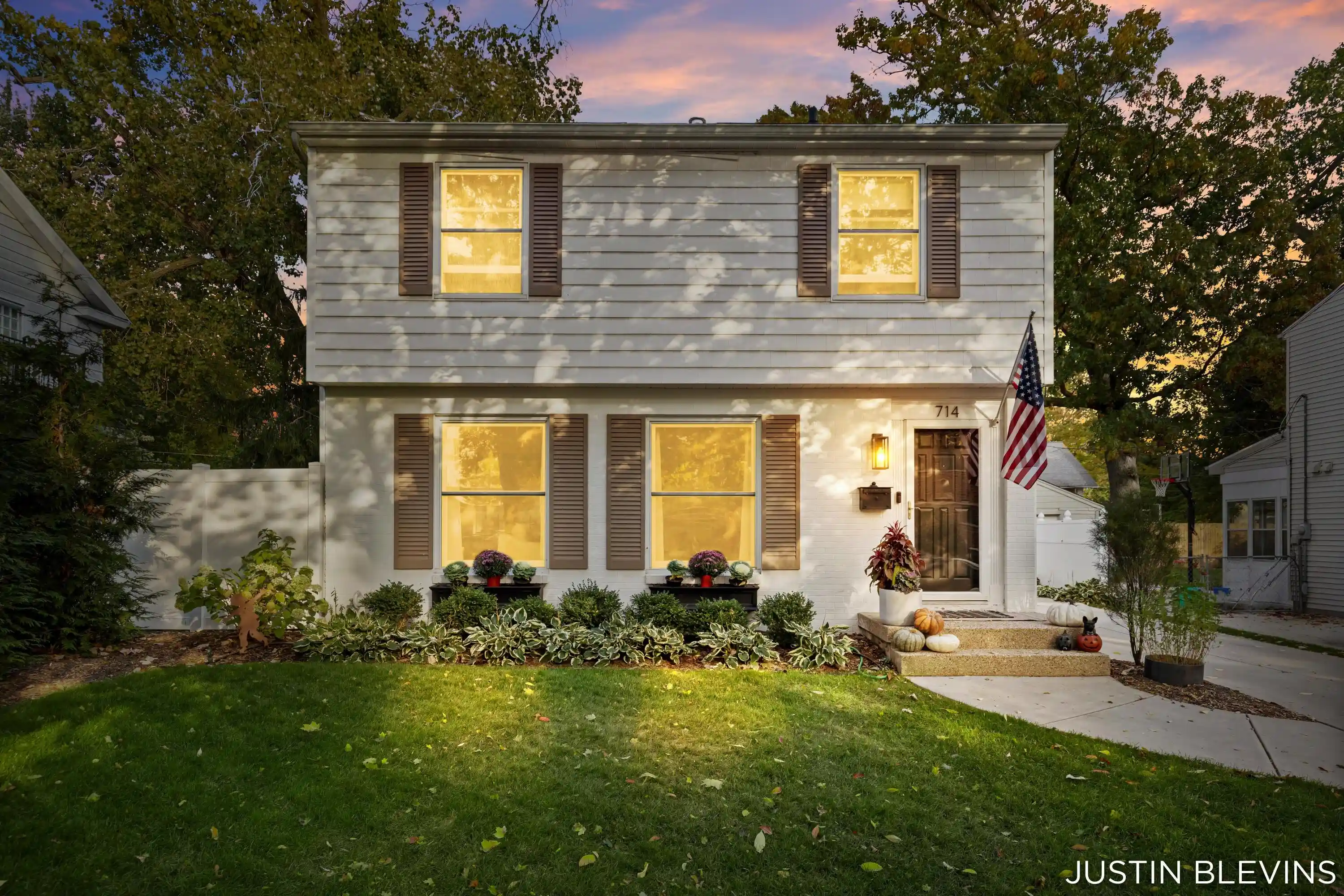 Photo 1 of Single family home for sale at 714 Rosewood Ave Se, Grand Rapids, MI 49506 | MLS# 65026054620 | Listing updated on 2026-10-15