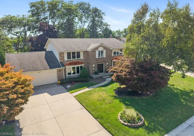 Photo 1 of Sale Pending at 36233 Trenton Ct, Farmington Hills, MI 48335 | MLS# 20261083320 | Listing updated on 2026-10-31
