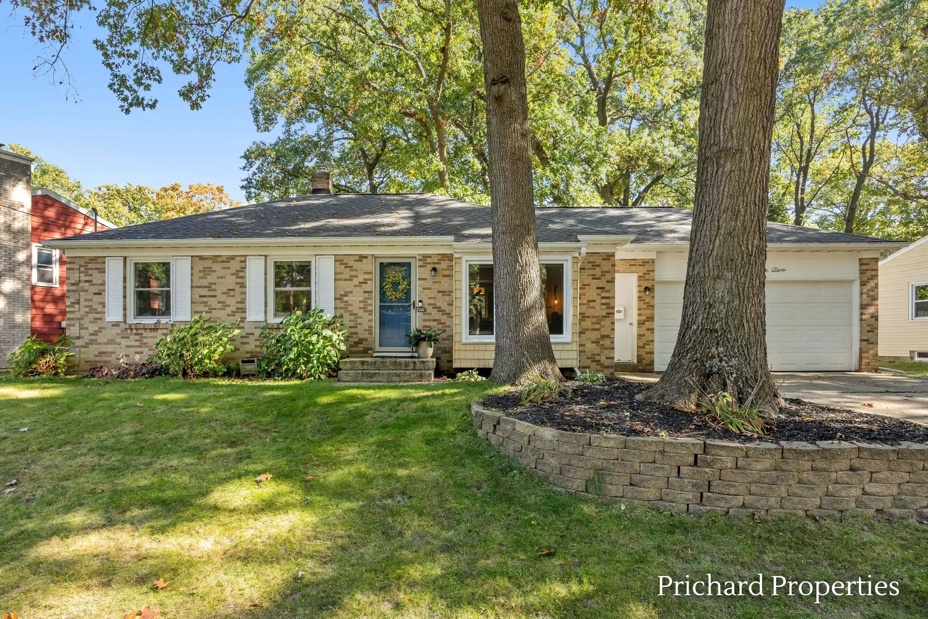 Photo 1 of Sale Pending at 4762 Marshall Ave Se, Grand Rapids, MI 49508 | MLS# 65026054627 | Listing updated on 2026-10-16