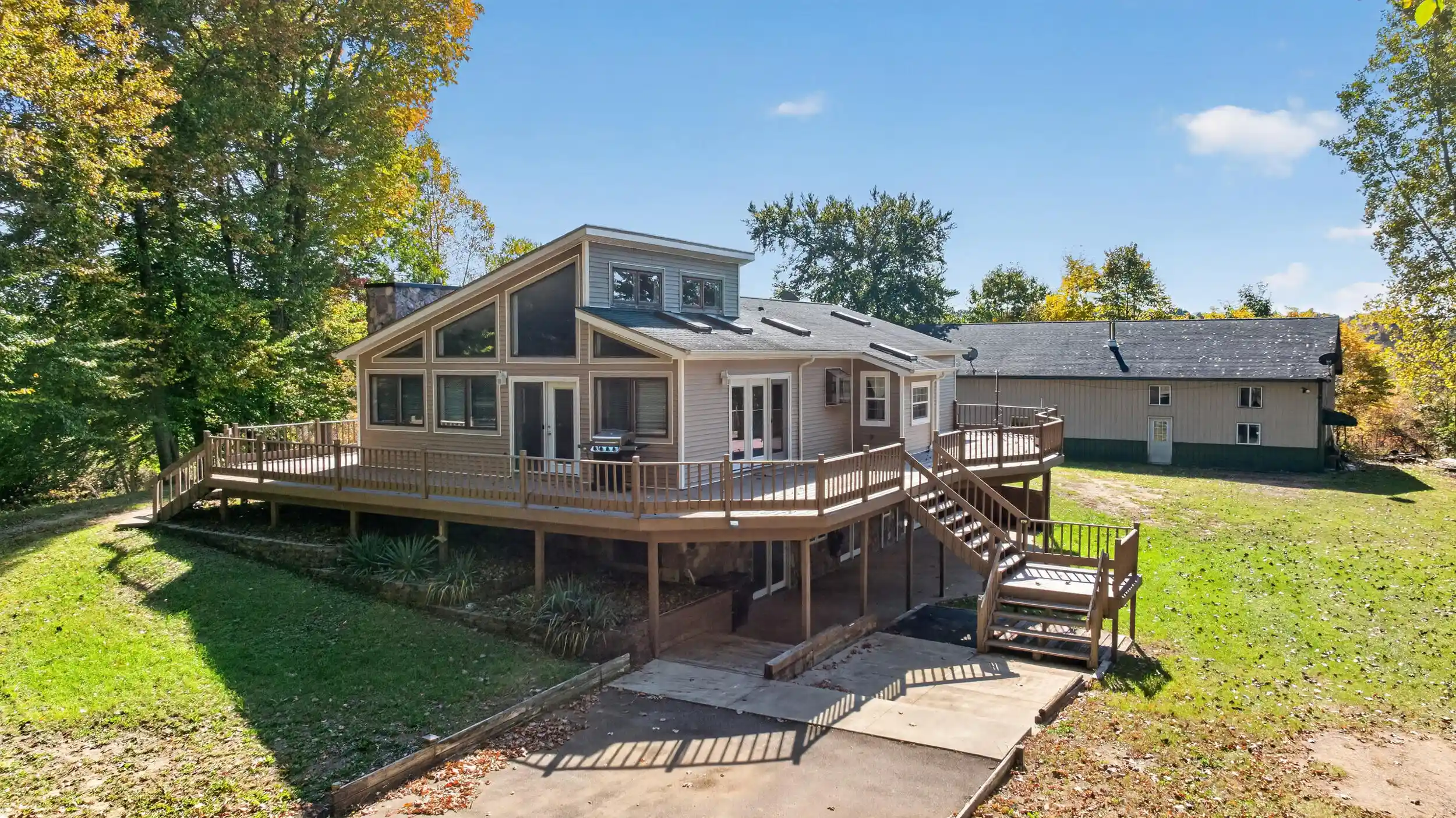 Single family home for sale at 1888 Fox Rd, Jackson, MI 49201 | MLS# 55026054634