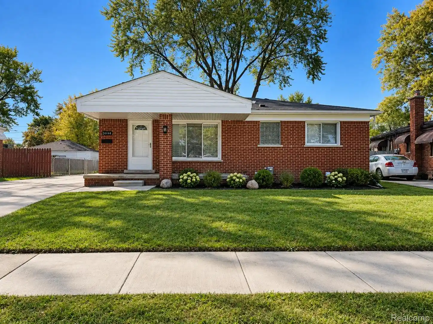 Photo 1 of Single family home for sale at 24444 Prairie Ln, Warren, MI 48089 | MLS# 20261083331 | Listing updated on 2026-10-21
