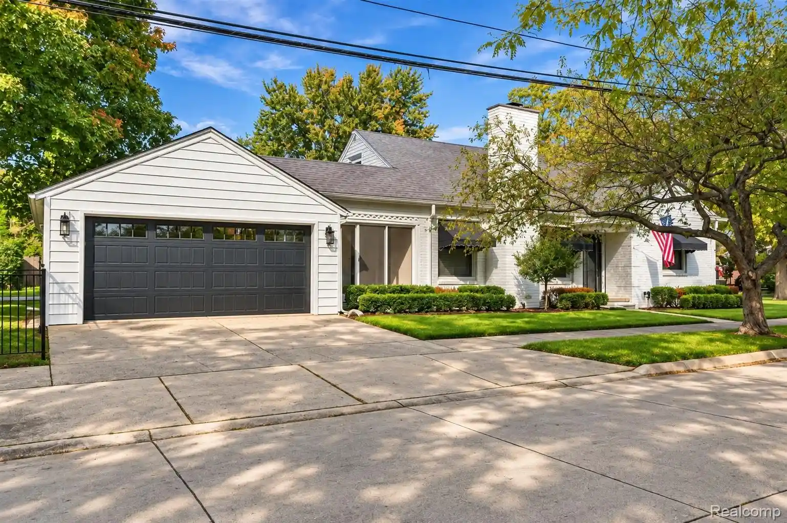 Photo 1 of Single family home for sale at 1843 Manchester Blvd, Grosse Pointe Woods, MI 48236 | MLS# 20261083333 | Listing updated on 2026-10-25