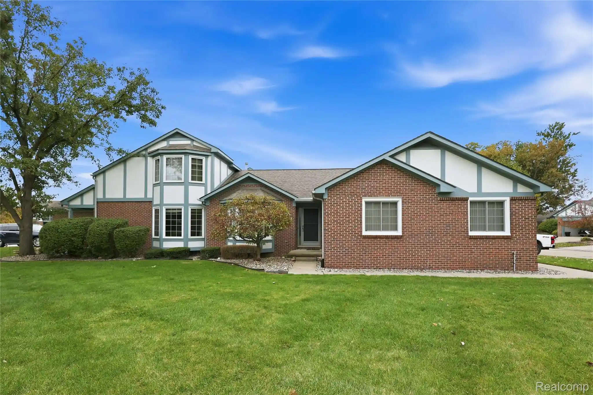 Photo 1 of Sale Pending at 45552 Bristol Bay, Macomb, MI 48044 | MLS# 20261083338 | Listing updated on 2026-10-22