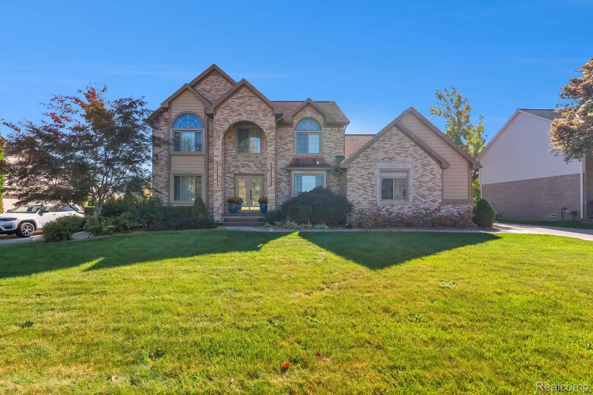 Photo 1 of Sale Pending at 36959 Clarita St, Livonia, MI 48152 | MLS# 20261083339 | Listing updated on 2026-10-19