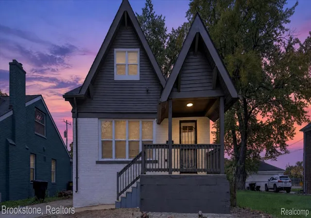 Photo 1 of Single family home for sale at 5993 Lakewood St, Detroit, MI 48213 | MLS# 20261083377 | Listing updated on 2026-10-27