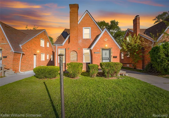 Photo 1 of Single family home for sale at 18642 Tracey St, Detroit, MI 48235 | MLS# 20261083399 | Listing updated on 2026-10-26