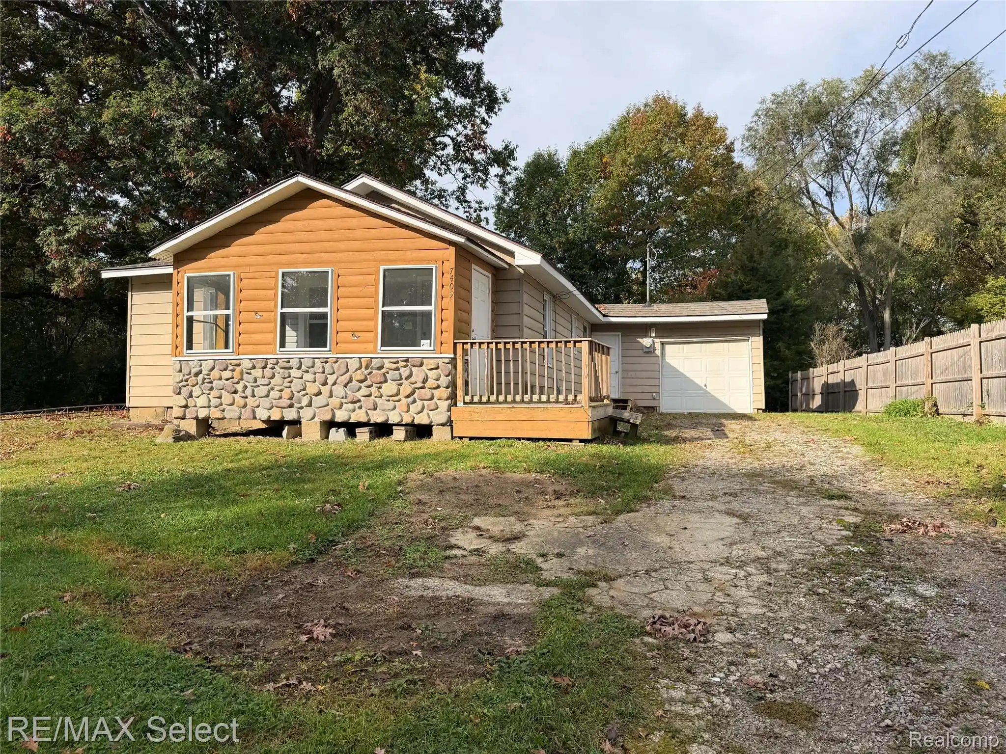 Photo 1 of Single family home for sale at 7409 Alexander St, Mount Morris, MI 48458 | MLS# 20261083416 | Listing updated on 2026-10-15