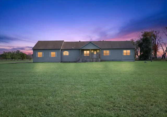 Photo 1 of Single family home for sale at 19795 Sharon Valley Rd, Manchester, MI 48158 | MLS# 81026054684 | Listing updated on 2026-10-30