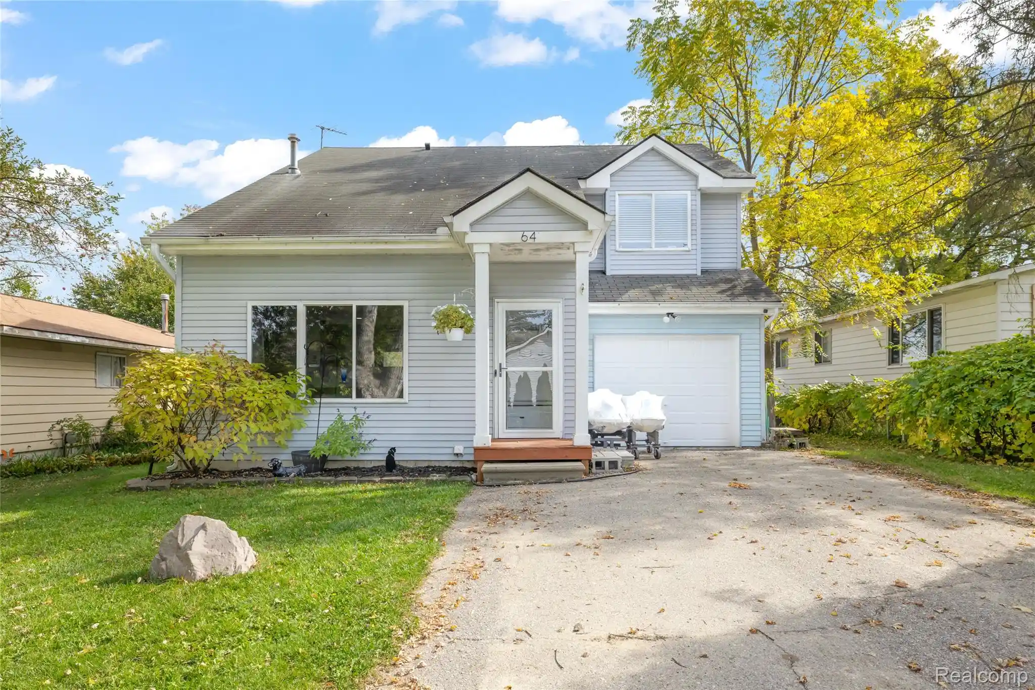 Photo 1 of Single family home for sale at 64 Shotwell St, White Lake, MI 48386 | MLS# 20261083427 | Listing updated on 2026-10-21