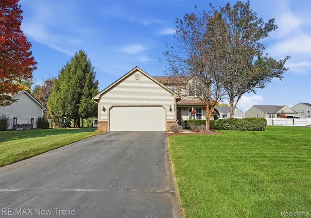 Photo 1 of Single family home for sale at 8795 Cove Ct, White Lake, MI 48386 | MLS# 20261083432 | Listing updated on 2026-10-28