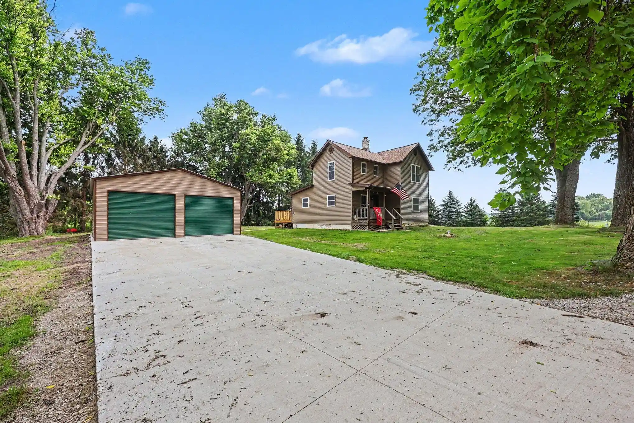 Photo 1 of Single family home for sale at 17300 Fahrner Rd, Chelsea, MI 48118 | MLS# 81026054696 | Listing updated on 2026-10-14