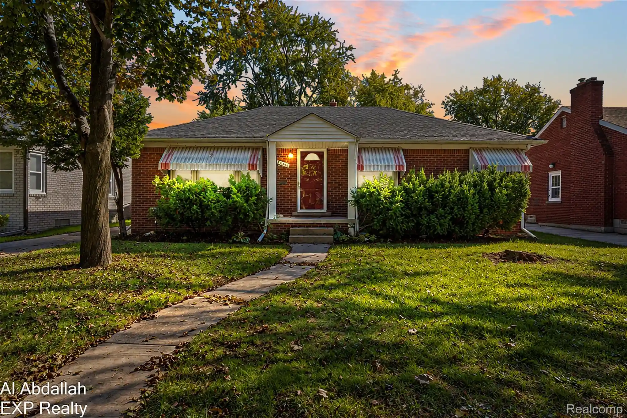 Photo 1 of Single family home for sale at 23440 Norwood St, Oak Park, MI 48237 | MLS# 20261083459 | Listing updated on 2026-10-25