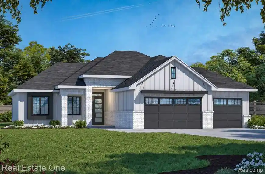Photo 1 of Single family home for sale at 21 Paragon, Troy, MI 48098 | MLS# 20261083595 | Listing updated on 2026-10-15