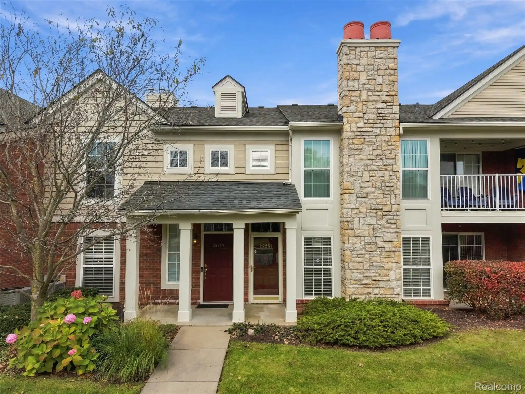 Condo for sale at 28251 Oakmonte Cir E, LyonCharterTownship_Oakland, MI 48165 | MLS# 20261083619