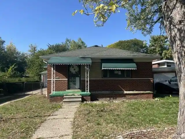Photo 1 of Sale Pending at 5060 E Outer Dr, Detroit, MI 48234 | MLS# 20261083650 | Listing updated on 2026-10-26