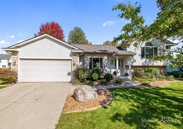 Photo 1 of Single family home for sale at 6645 Jousma Ct Se, Caledonia, MI 49316 | MLS# 65026054859 | Listing updated on 2026-10-30