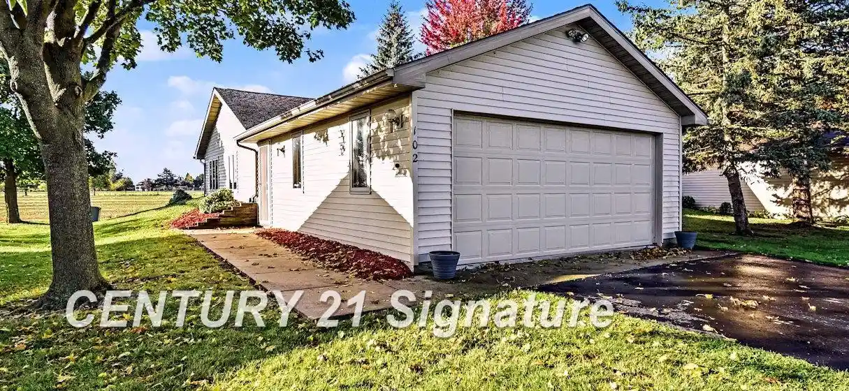 Photo 1 of Sale Pending at 102 Willow Bnd, Auburn, MI 48611 | MLS# 61050224939 | Listing updated on 2026-10-28