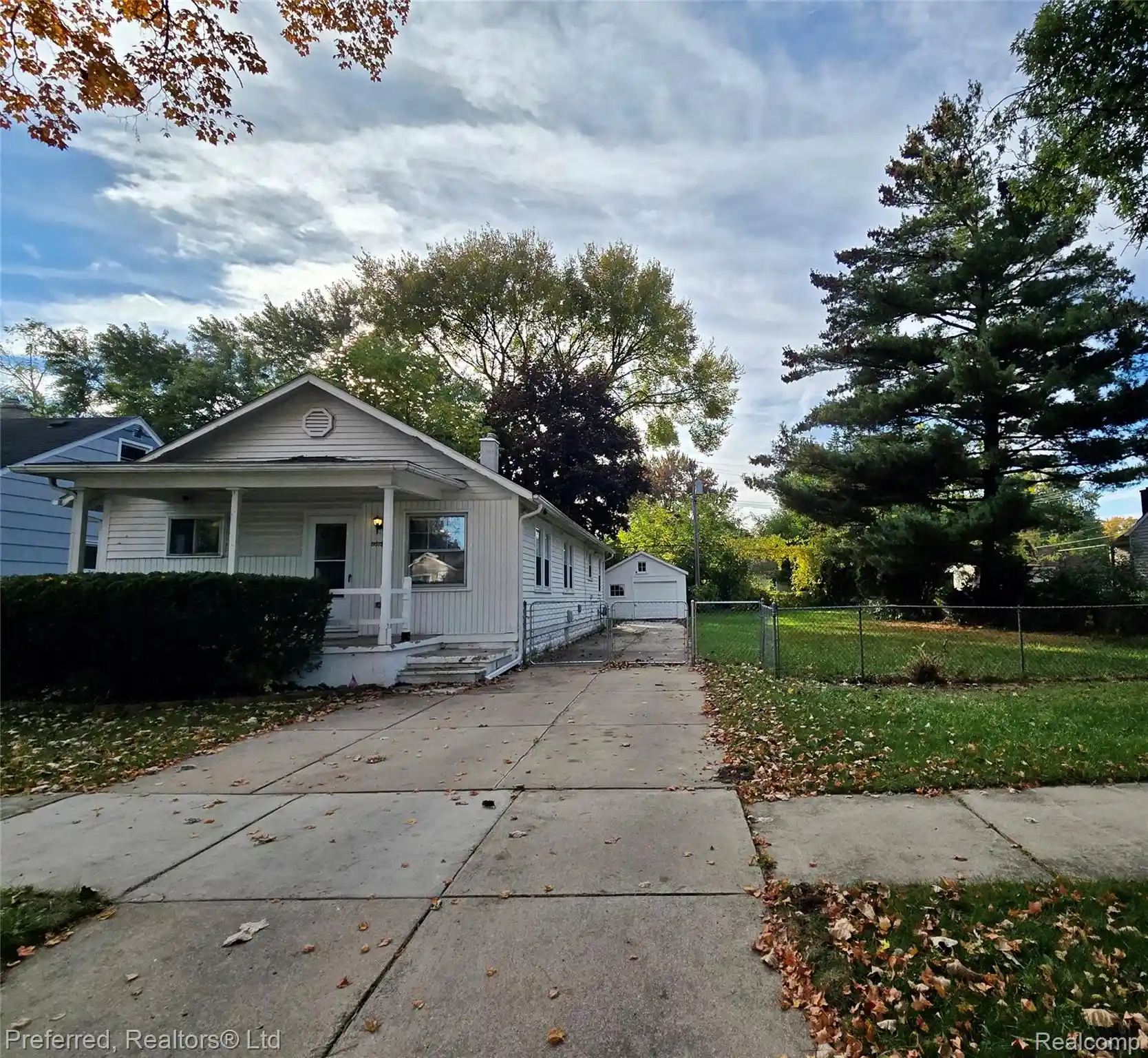 Photo 1 of Single family home for sale at 19975 Poinciana, Redford, MI 48240 | MLS# 20261083717 | Listing updated on 2026-10-16