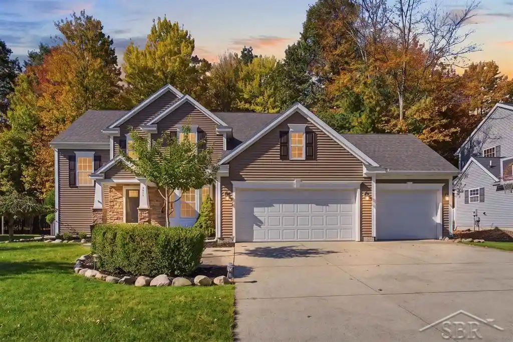 Photo 1 of Single family home for sale at 3911 Aspen Way, Midland, MI 48642 | MLS# 61050224940 | Listing updated on 2026-10-16