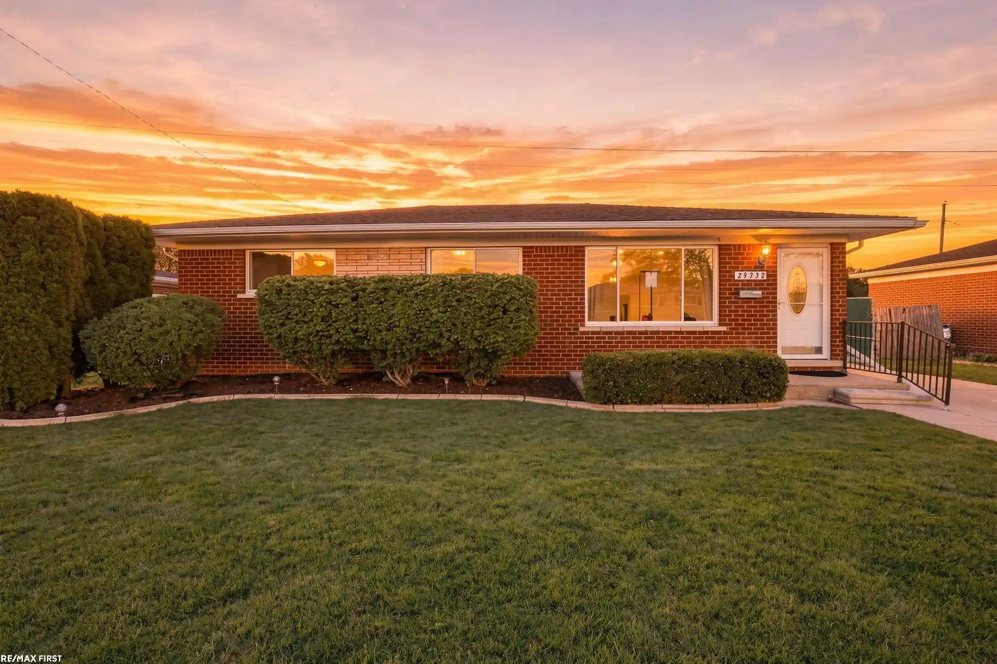 Photo 1 of Single family home for sale at 29732 Sutherland Dr, Warren, MI 48088 | MLS# 58050224954 | Listing updated on 2026-10-15