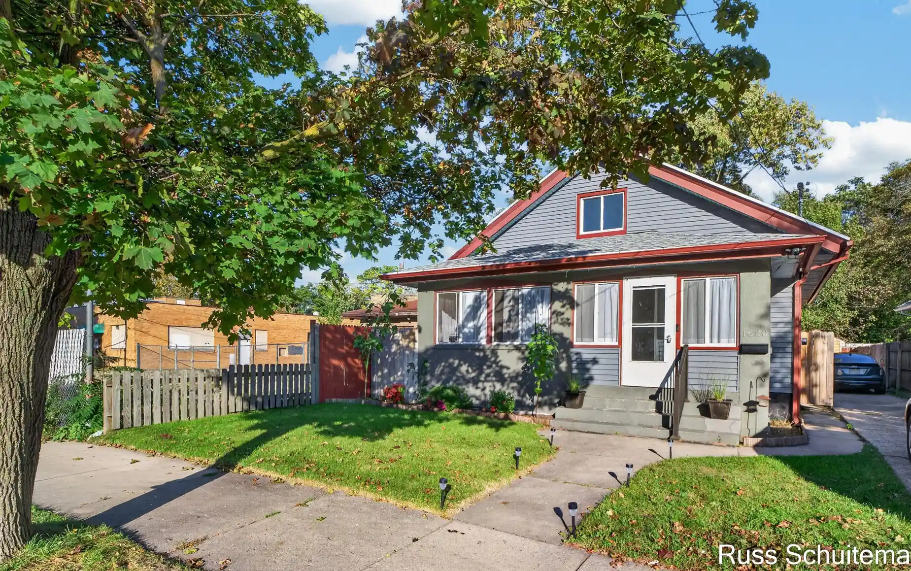 Single family home for sale at 1620 Jefferson Ave SE, Grand Rapids, MI 49507 | MLS# 71026054928