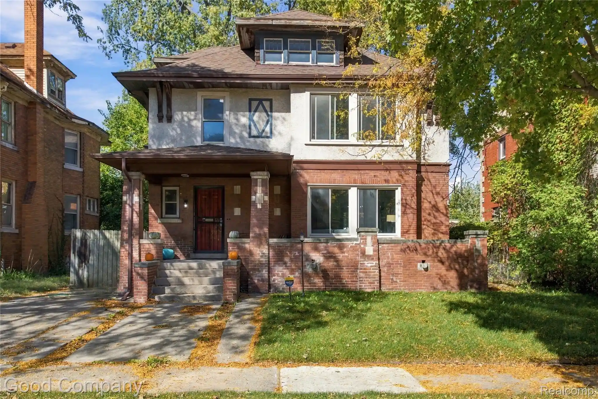 Photo 1 of Single family home for sale at 35 Massachusetts St, Highland Park, MI 48203 | MLS# 20261083792 | Listing updated on 2026-10-20