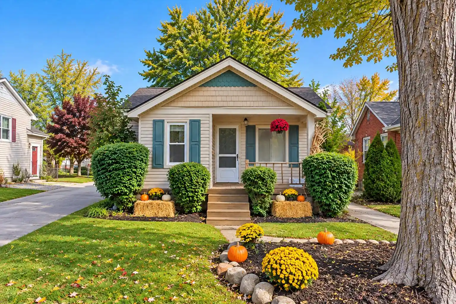 Photo 1 of Sale Pending at 22011 Elizabeth St, Saint Clair Shores, MI 48080 | MLS# 81026054945 | Listing updated on 2026-10-25