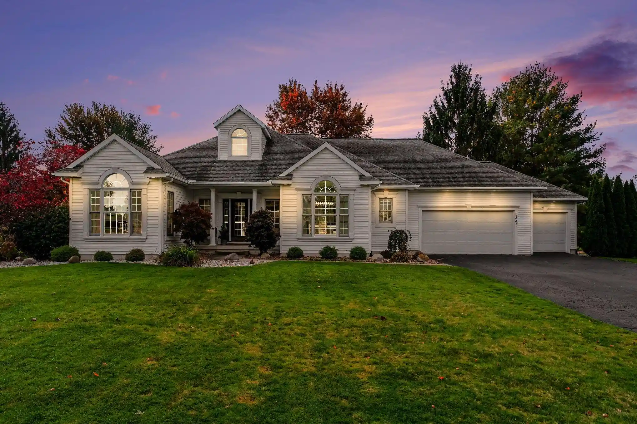 Photo 1 of Sale Pending at 5842 Julie St, Hudsonville, MI 49426 | MLS# 65026054978 | Listing updated on 2026-10-20