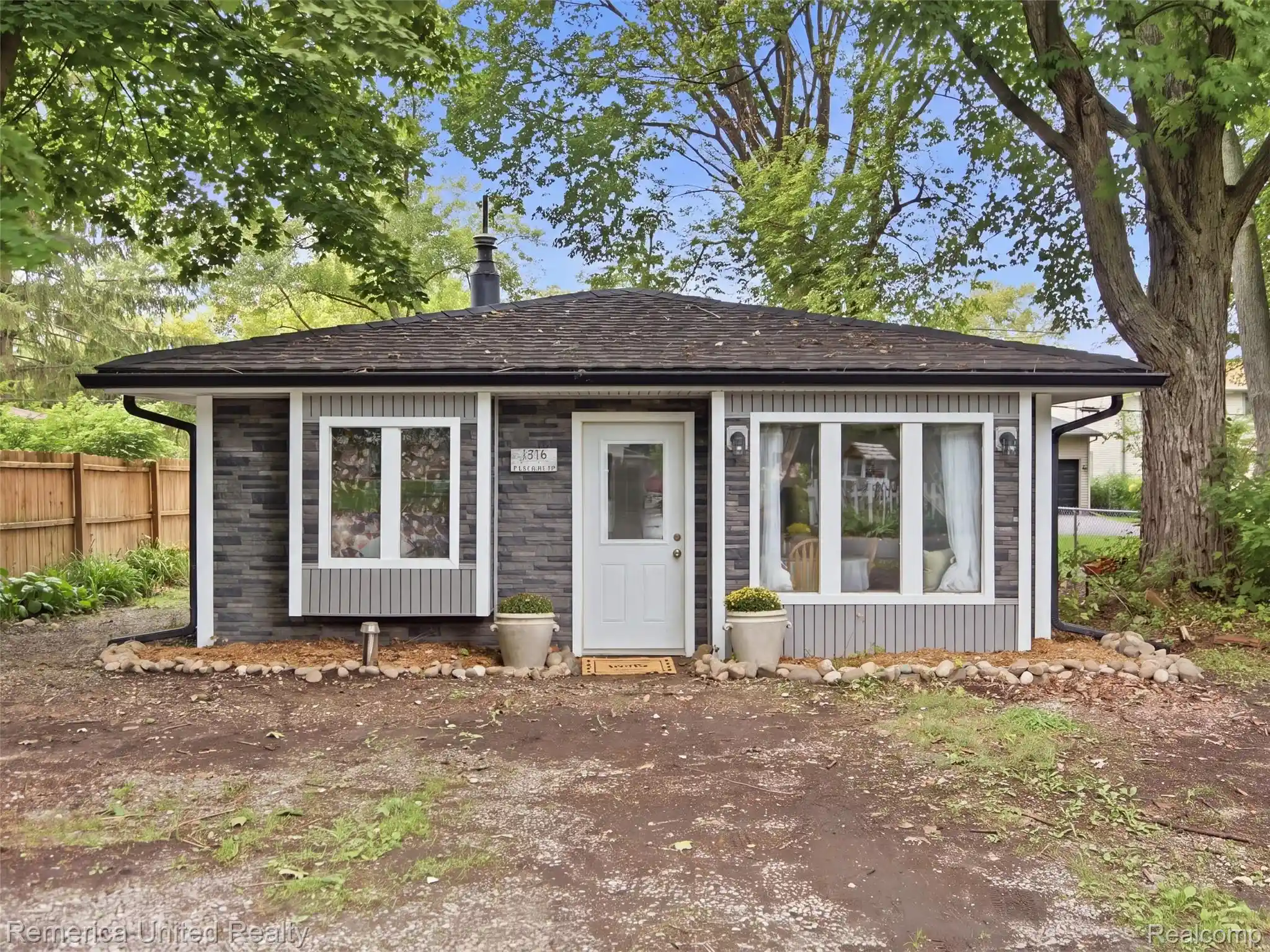 Photo 1 of Single family home for sale at 1516 Paramount St, Novi, MI 48377 | MLS# 20261083837 | Listing updated on 2026-10-20