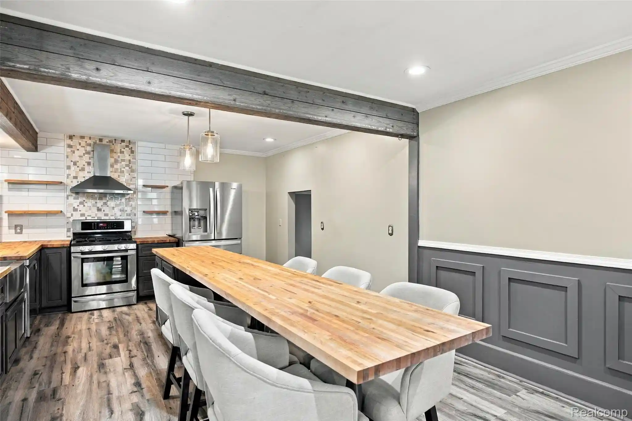 Photo 1 of Single family home for sale at 2327 Helen Ave, Grand Blanc, MI 48507 | MLS# 20261083839 | Listing updated on 2026-10-21