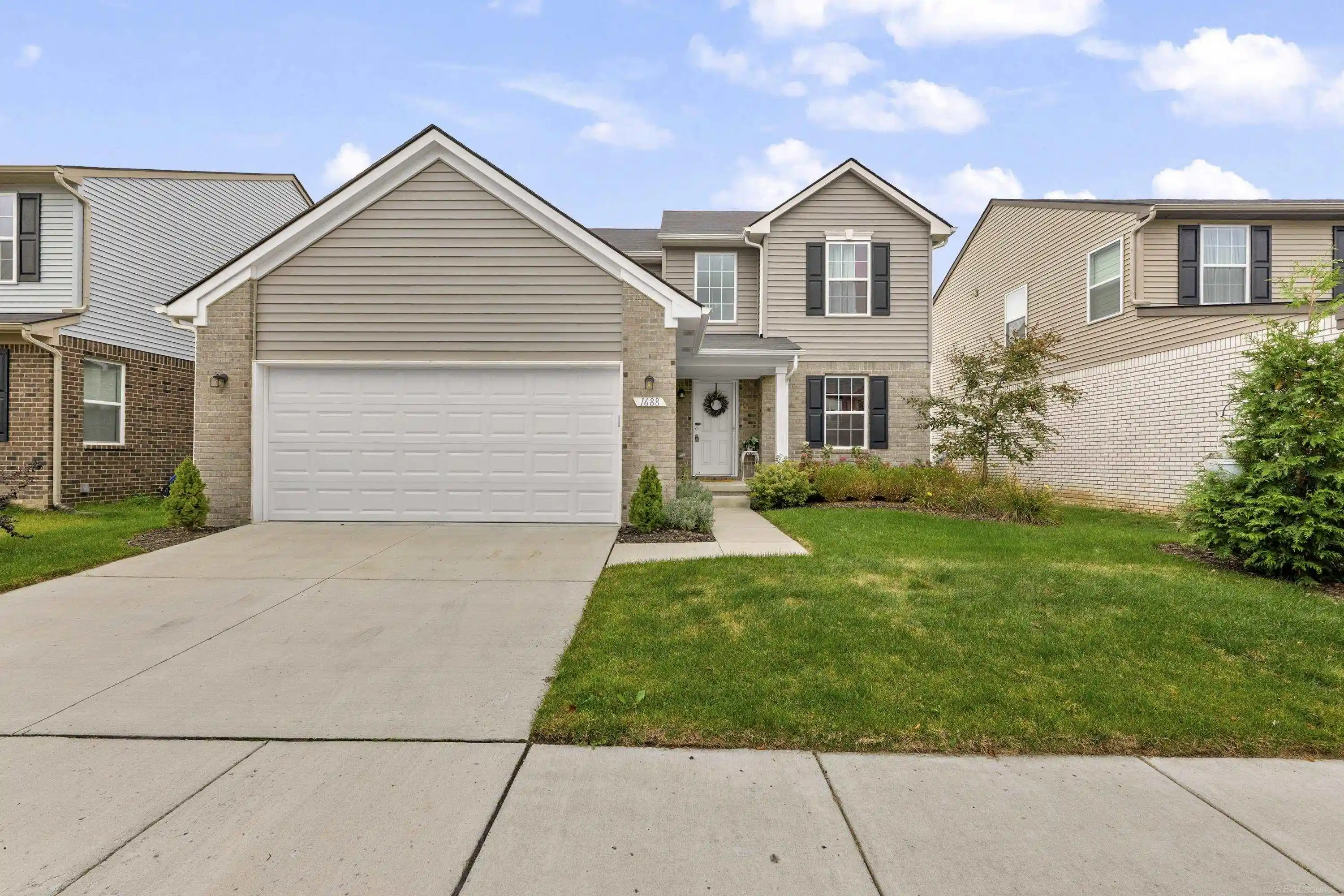 Photo 1 of Single family home for sale at 1688 Maple Leaf Ln, Ypsilanti, MI 48198 | MLS# 58050224994 | Listing updated on 2026-10-29