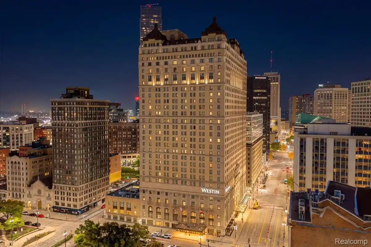 Photo 1 of Condo for sale at 1135 Shelby St #2404, Detroit, MI 48226 | MLS# 20261083862 | Listing updated on 2026-10-16