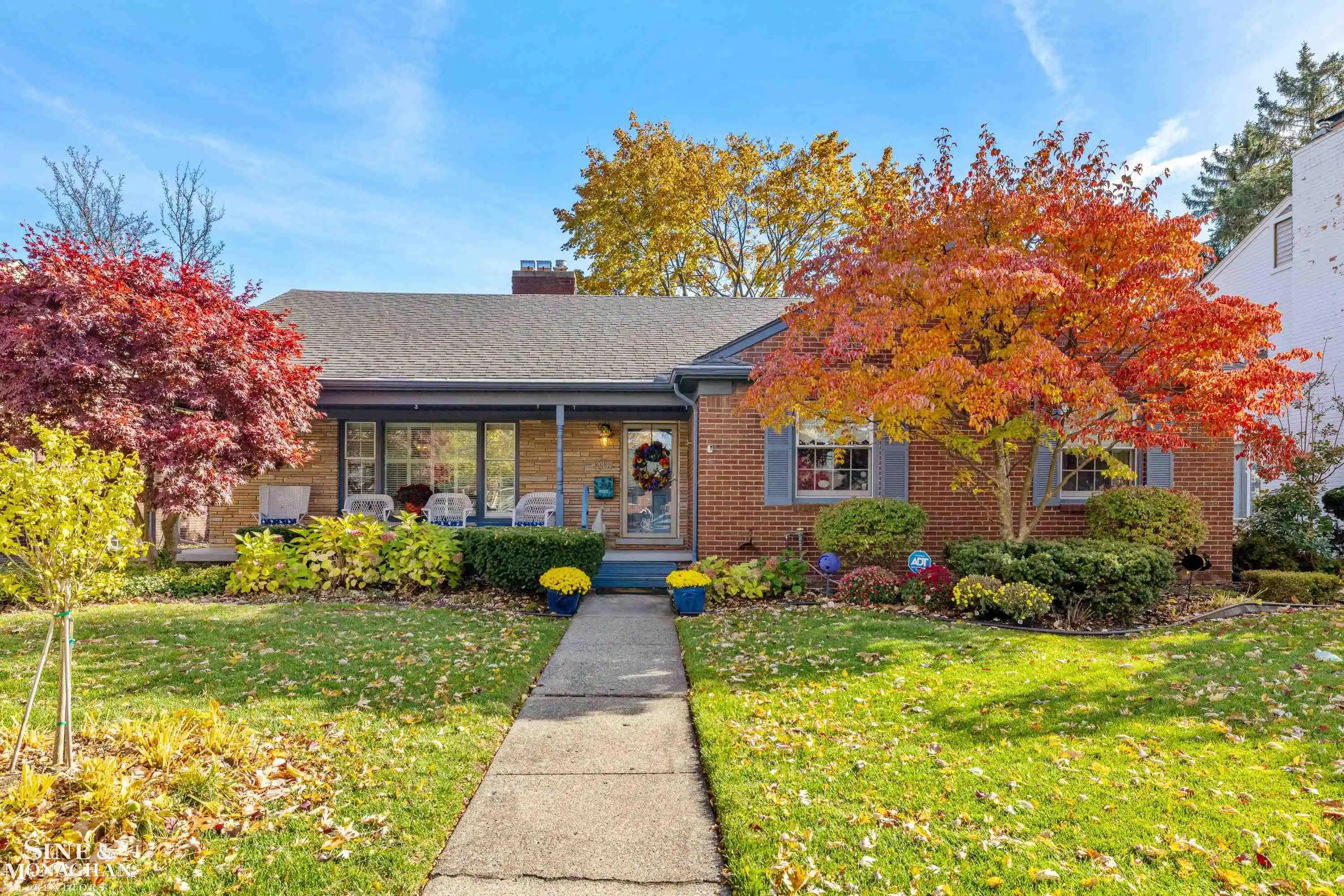 Photo 1 of Single family home for sale at 20130 Fairway Dr, Grosse Pointe Woods, MI 48236 | MLS# 58050225010 | Listing updated on 2026-10-16