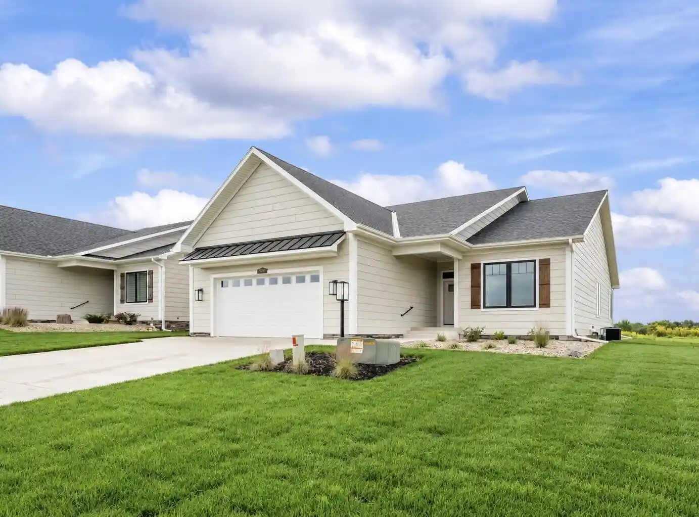 Photo 1 of Condo for sale at 2560 Noellyn Dr, Berrien Springs, MI 49103 | MLS# 69026055009 | Listing updated on 2026-10-20