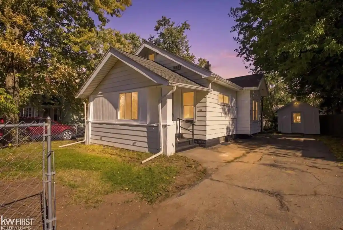 Photo 1 of Single family home for sale at 3465 Barnes Ave, Burton, MI 48529 | MLS# 5050225018 | Listing updated on 2026-10-15