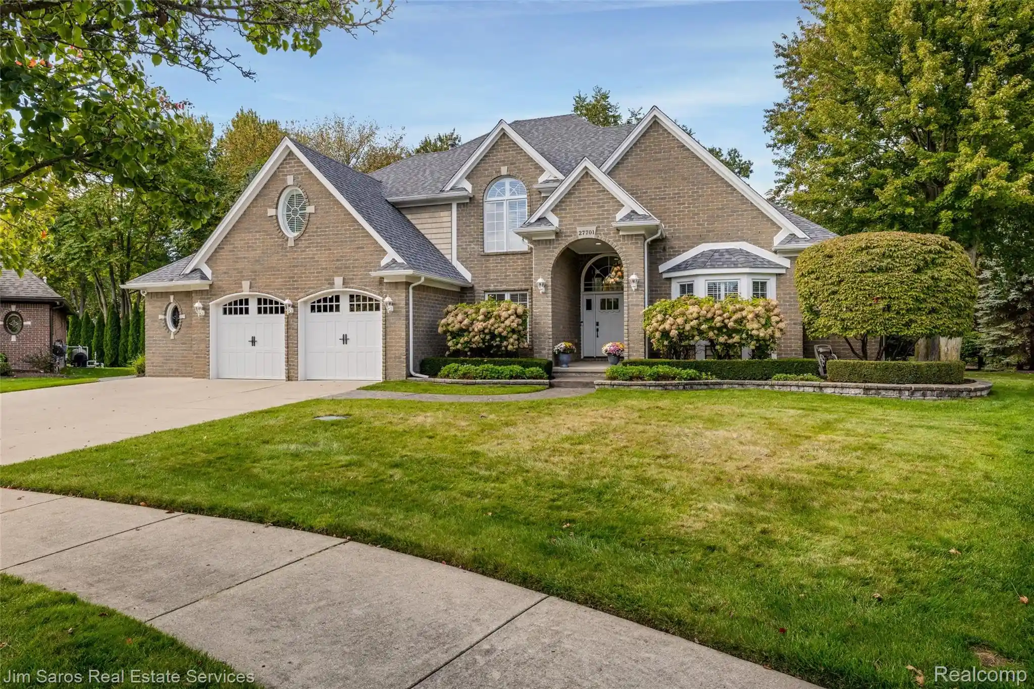 Photo 1 of Single family home for sale at 27701 Stephany Ct, Harrison Township, MI 48045 | MLS# 20261083904 | Listing updated on 2026-10-23