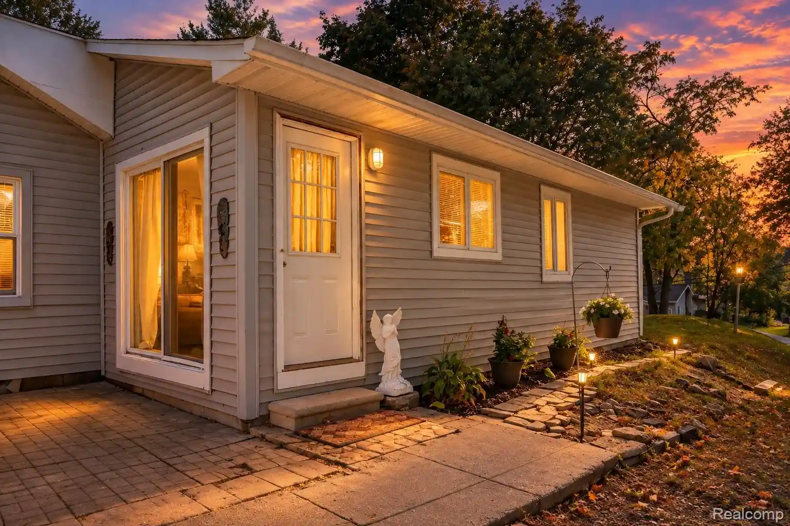 Photo 1 of Single family home for sale at 58 Omar St, Pontiac, MI 48342 | MLS# 20261083920 | Listing updated on 2026-10-29